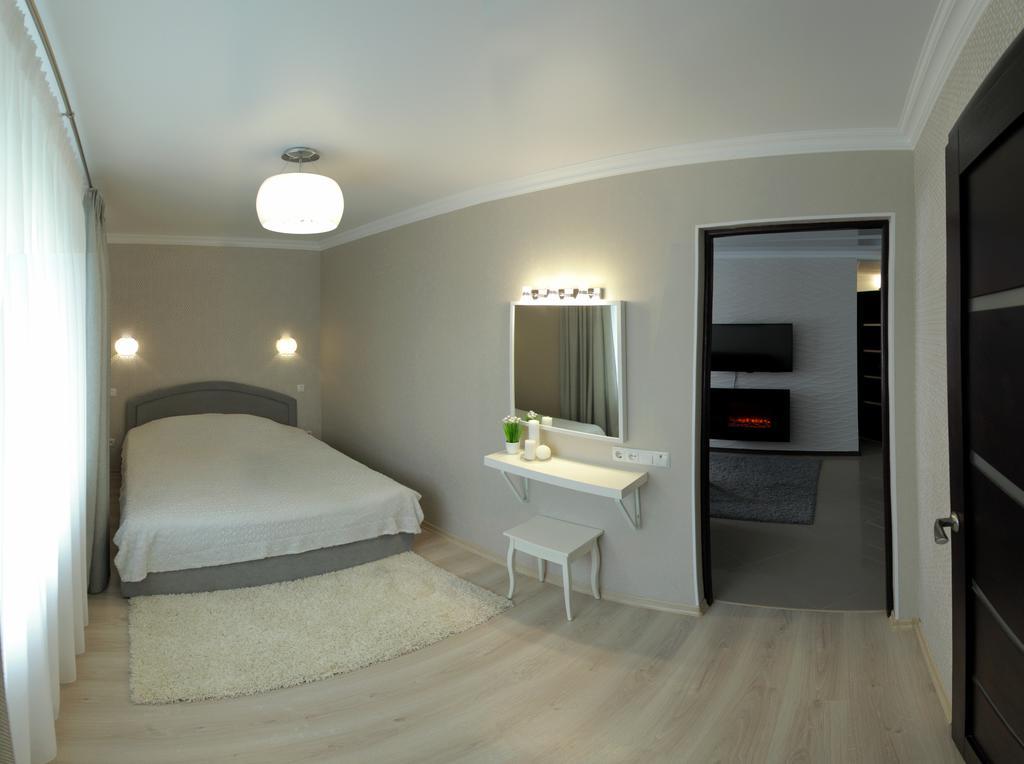 Lotos For You Apartments Mykolaiv Eksteriør billede