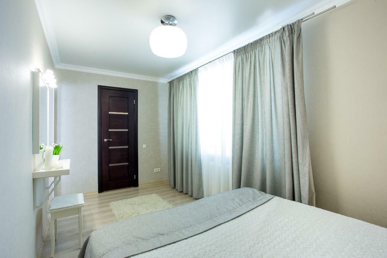 Lotos For You Apartments Mykolaiv Eksteriør billede