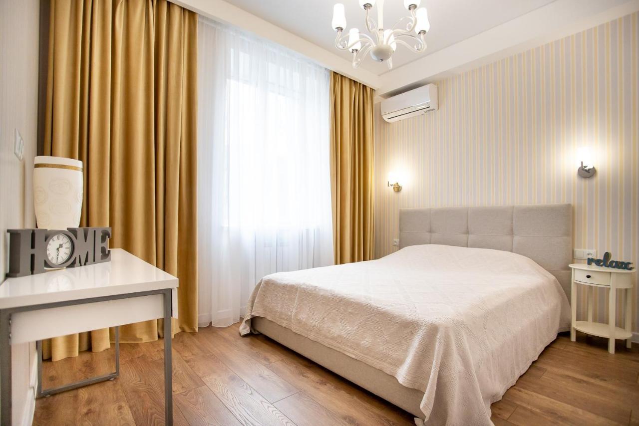 Lotos For You Apartments Mykolaiv Eksteriør billede