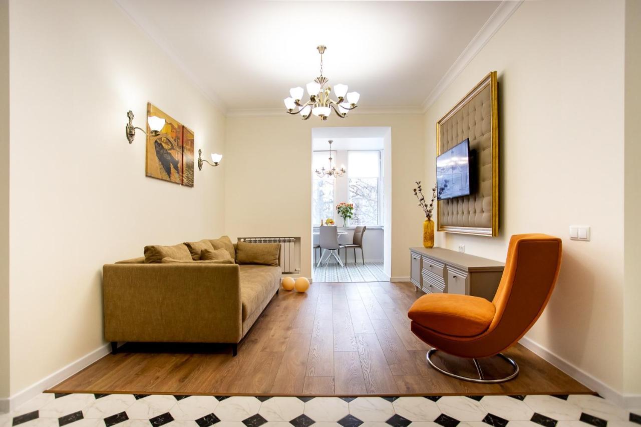 Lotos For You Apartments Mykolaiv Eksteriør billede