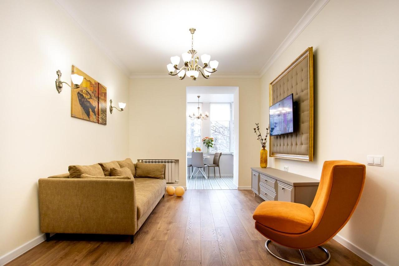 Lotos For You Apartments Mykolaiv Eksteriør billede